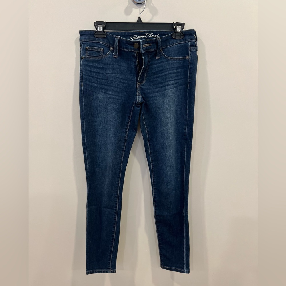 Universal Thread Women's Jeans NWOT (Size 4)